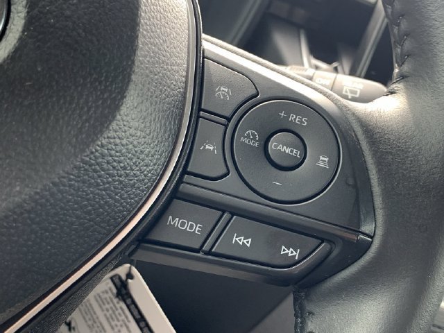 Used 2026 Toyota Corolla Cross LE w/ Moonroof Package FWD image 23