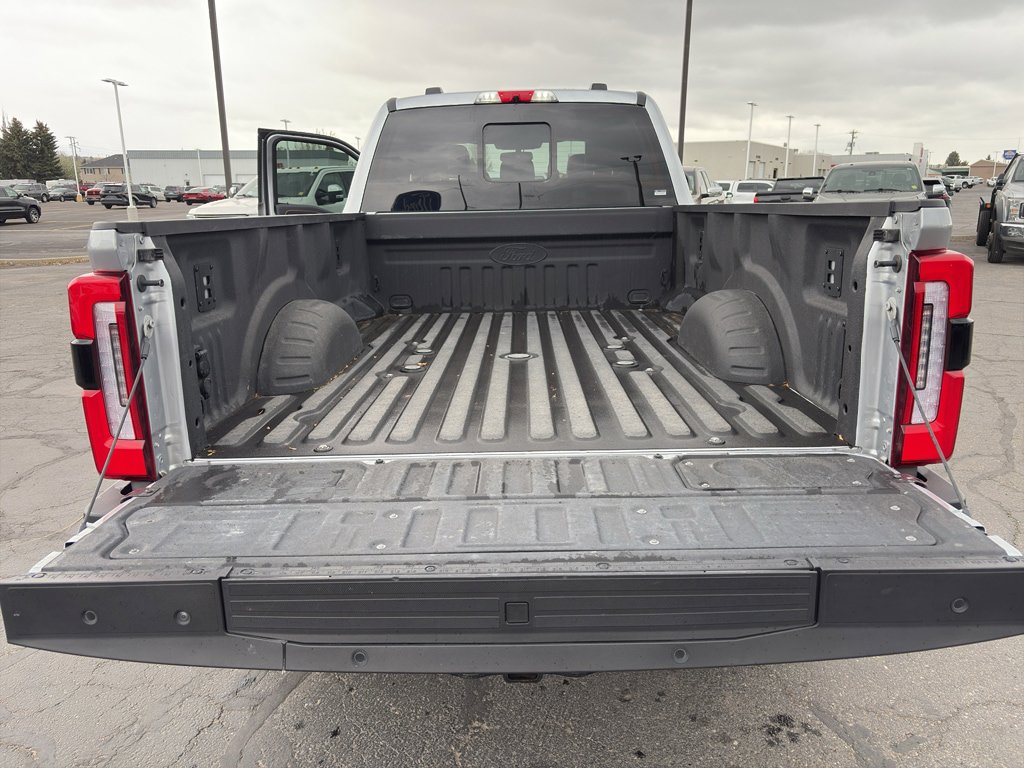 Used 2024 Ford F350 Platinum AWD/4WD image 29