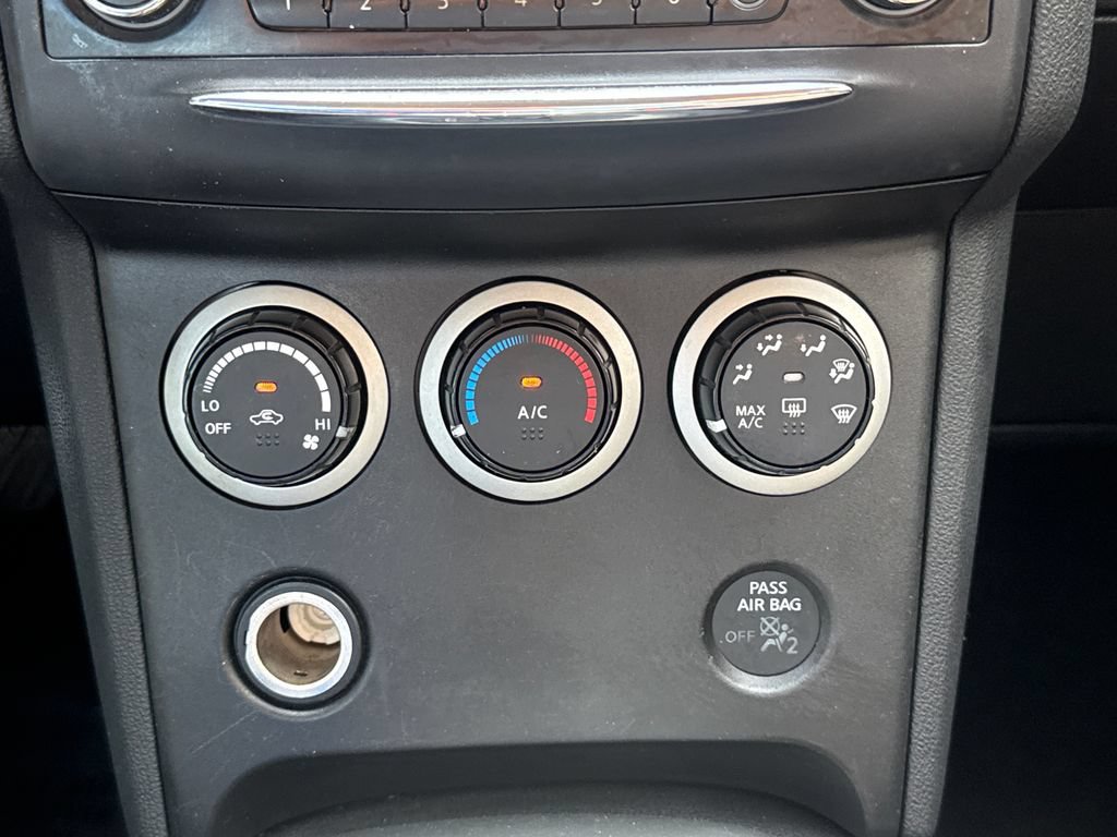 Used 2014 Nissan Rogue S w/ Convenience Package FWD image 24