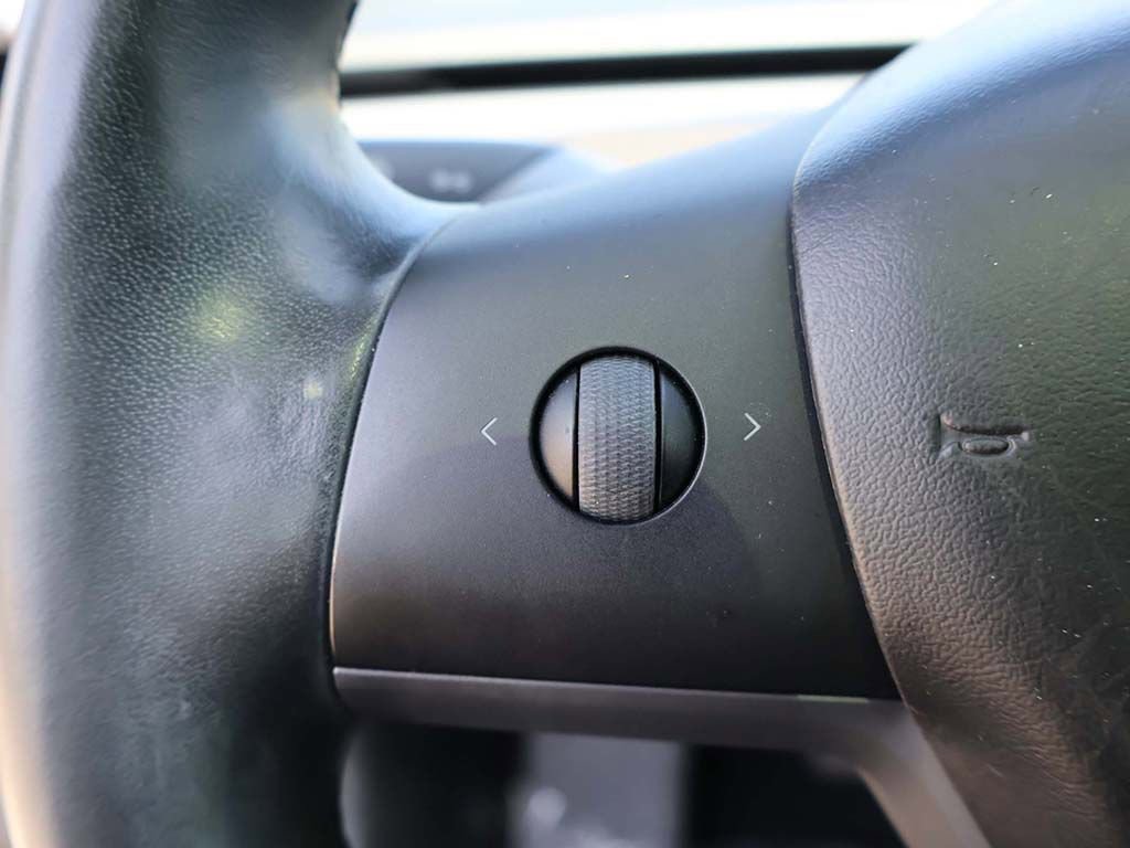 Used 2018 Tesla Model 3 Long Range AWD/4WD image 43