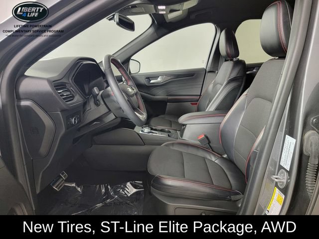 Used 2023 Ford Escape ST-Line Elite AWD/4WD image 13