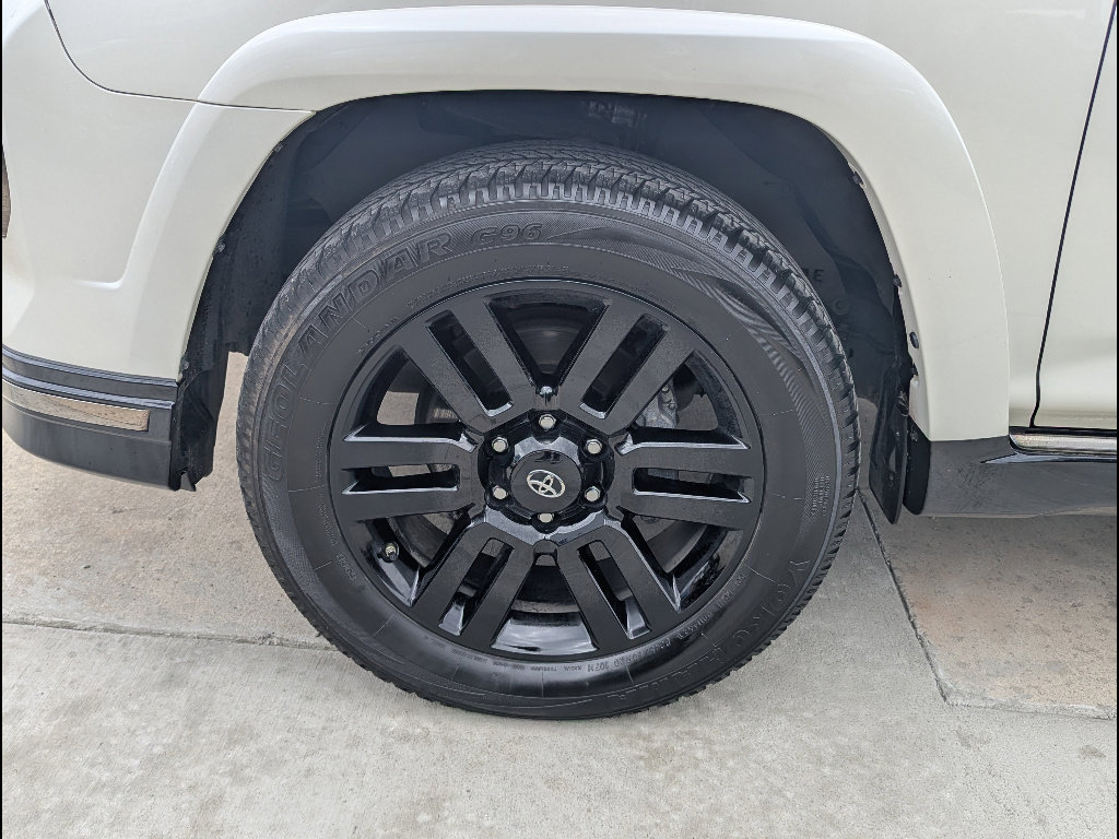 Used 2021 Toyota 4Runner Nightshade image 15