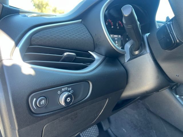 Used 2024 Chevrolet Malibu LT FWD image 16