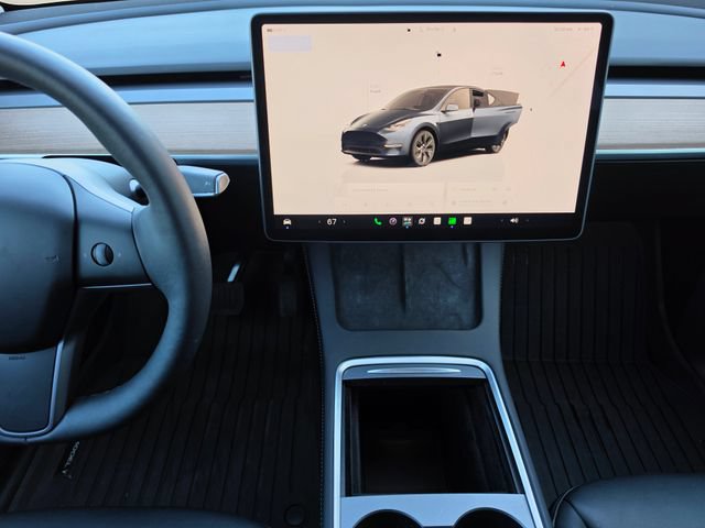 Used 2025 Tesla Model Y Long Range RWD image 25