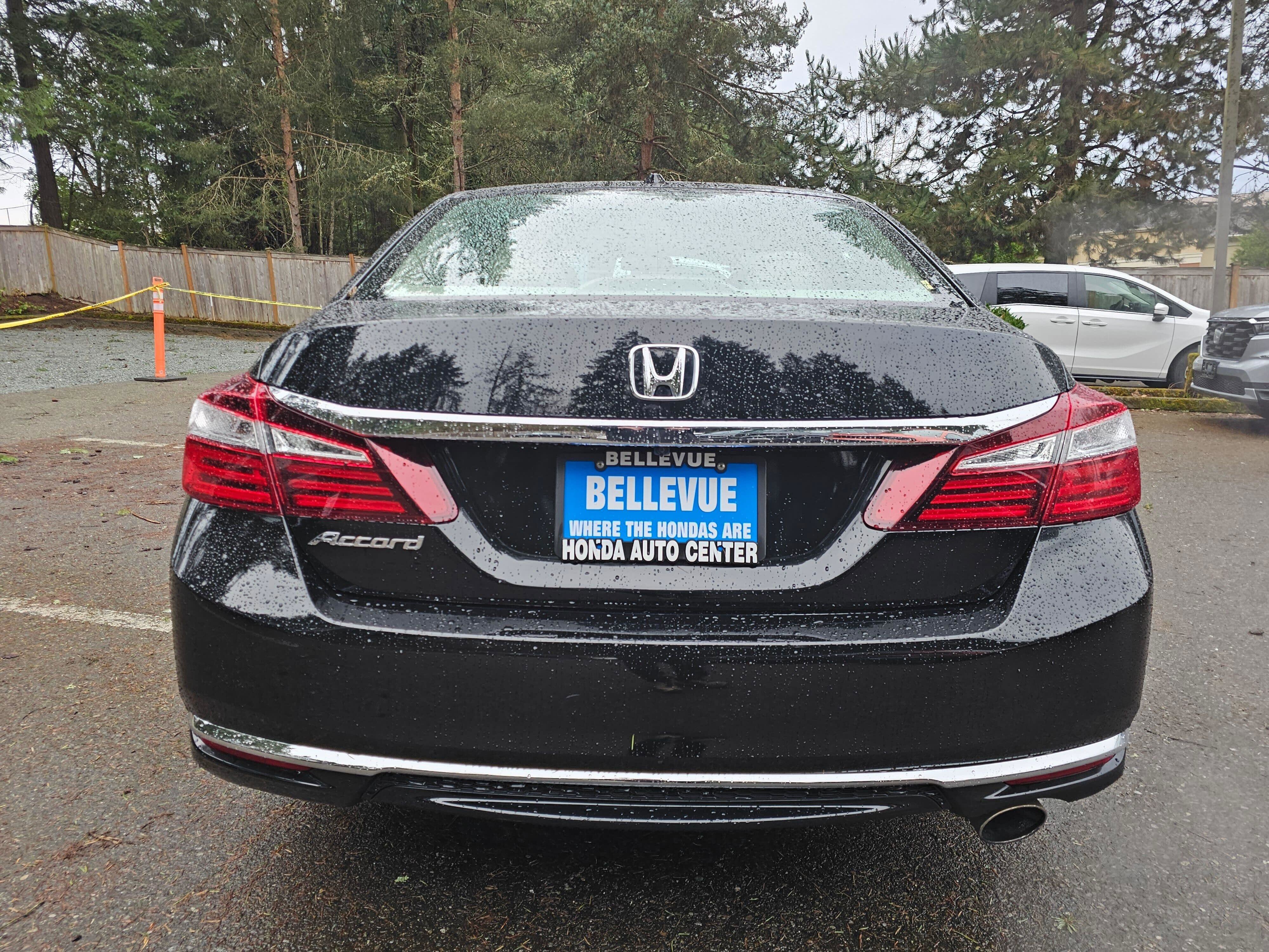 Used 2016 Honda Accord EX image 6