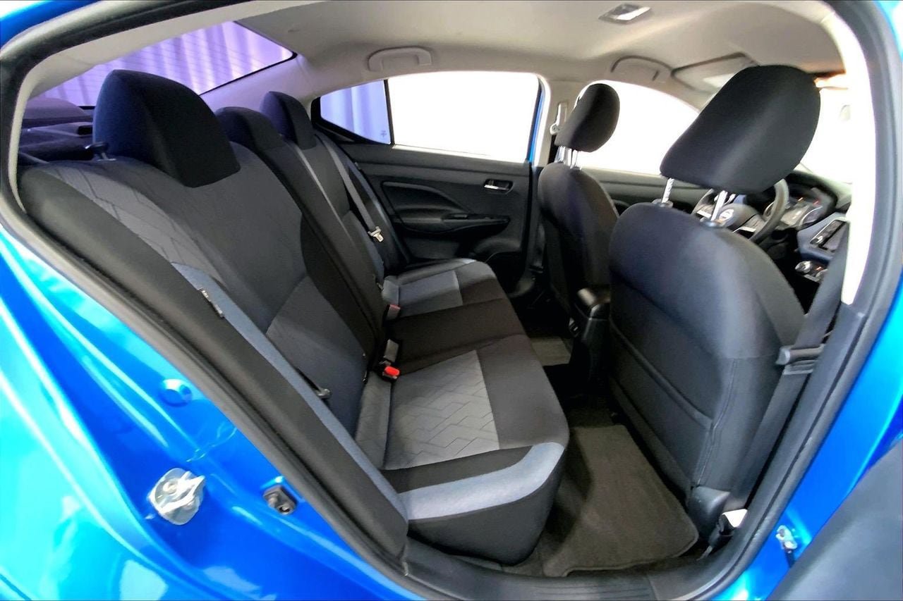 Used 2023 Nissan Versa SV FWD image 20