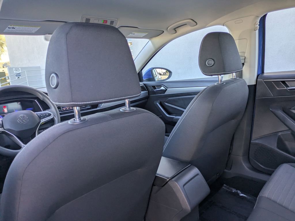 Used 2022 Volkswagen Jetta S image 15