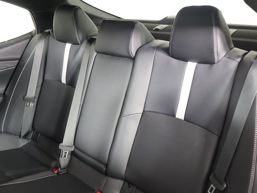 Used 2025 Toyota Camry SE FWD image 30