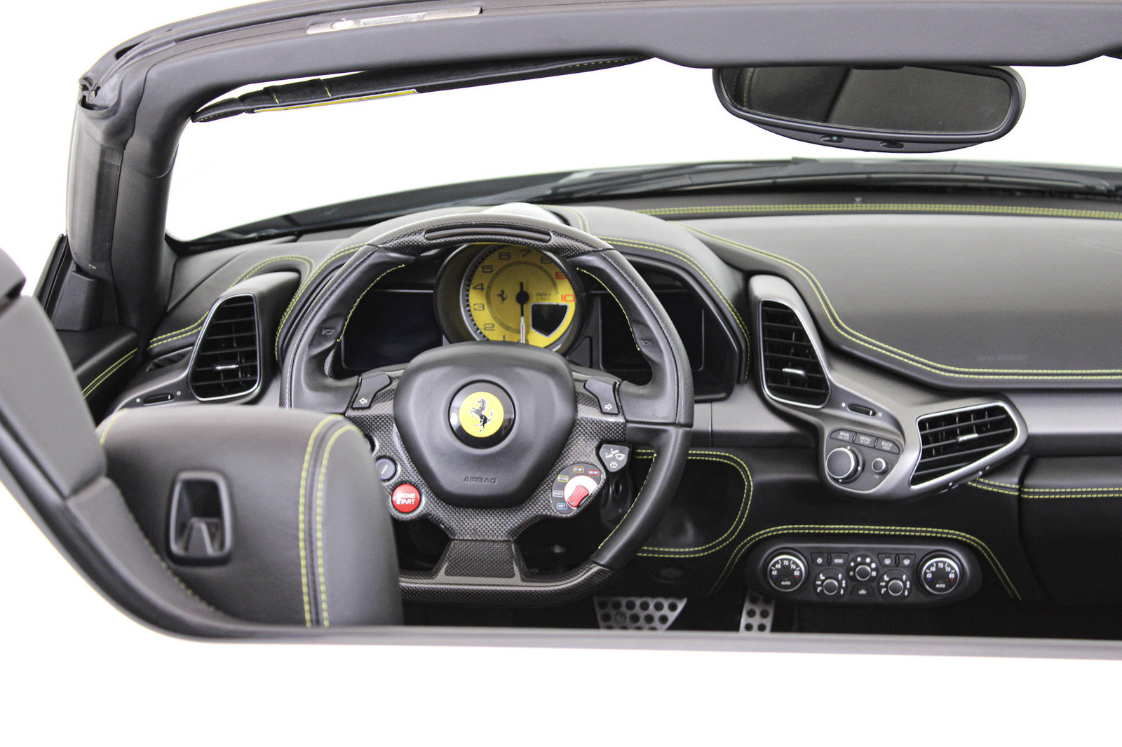 Used 2015 Ferrari 458 Spider RWD image 35