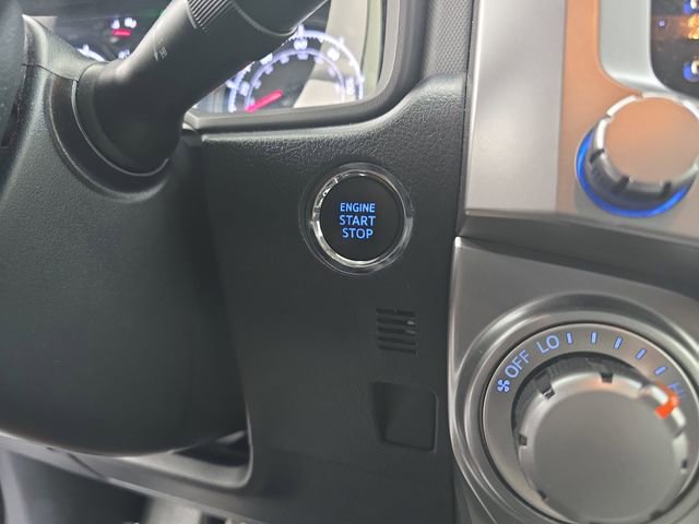 Used 2024 Toyota 4Runner SR5 RWD image 37