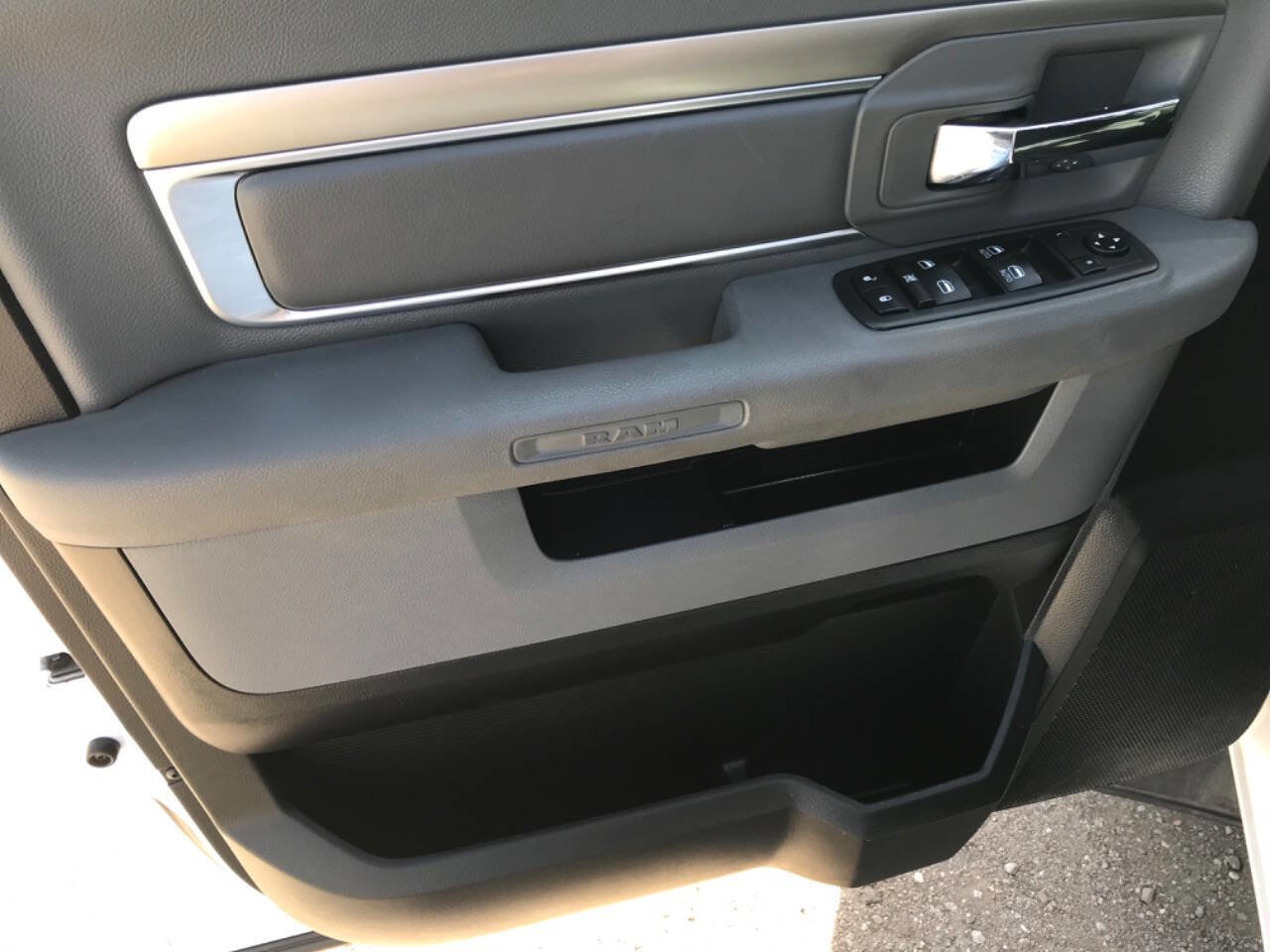 Used 2020 RAM 1500 Classic Warlock w/ Electronics Group image 6