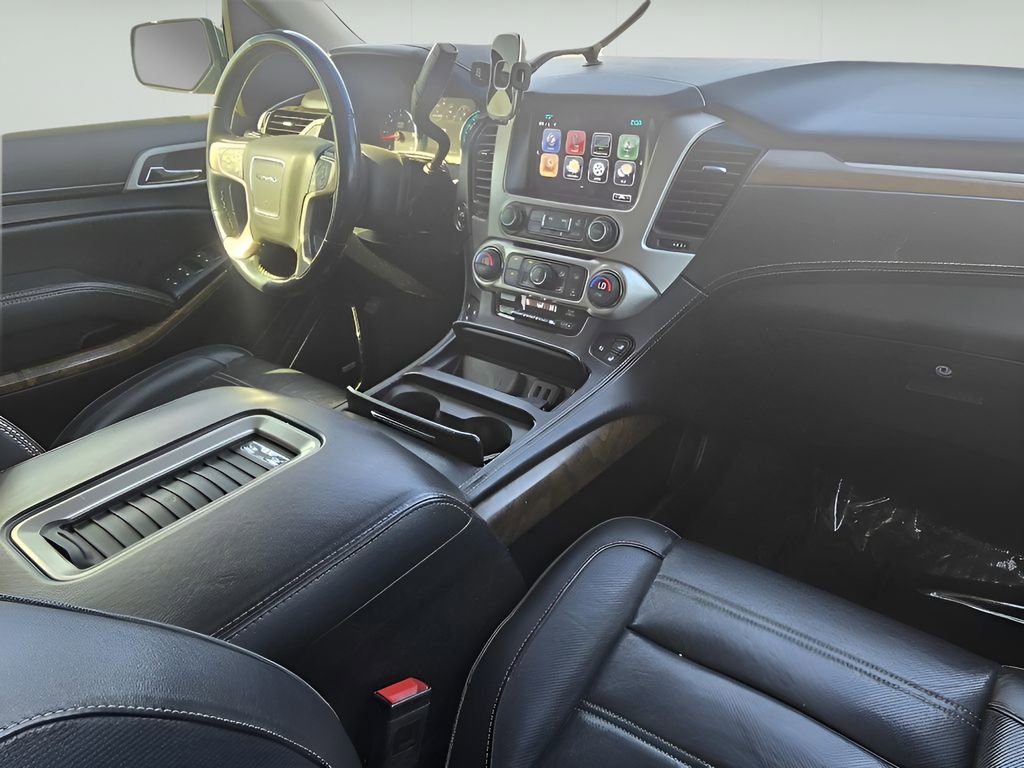 Used 2019 GMC Yukon XL Denali w/ Denali Ultimate Package image 27