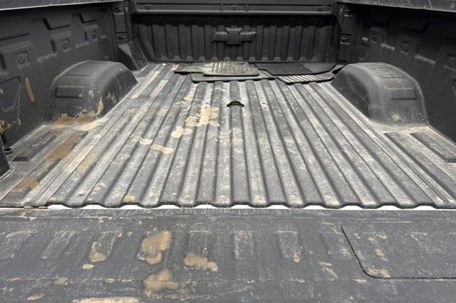 Used 2024 Chevrolet Silverado 2500 LTZ w/ LTZ Convenience Package image 17
