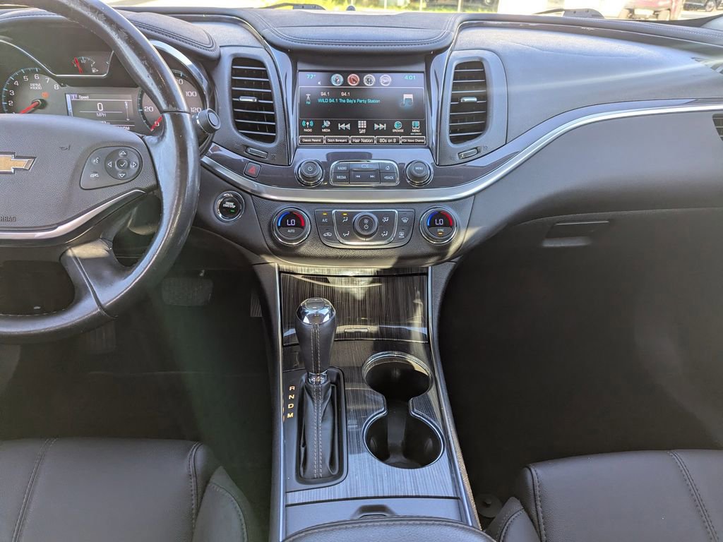 Used 2018 Chevrolet Impala LT image 11