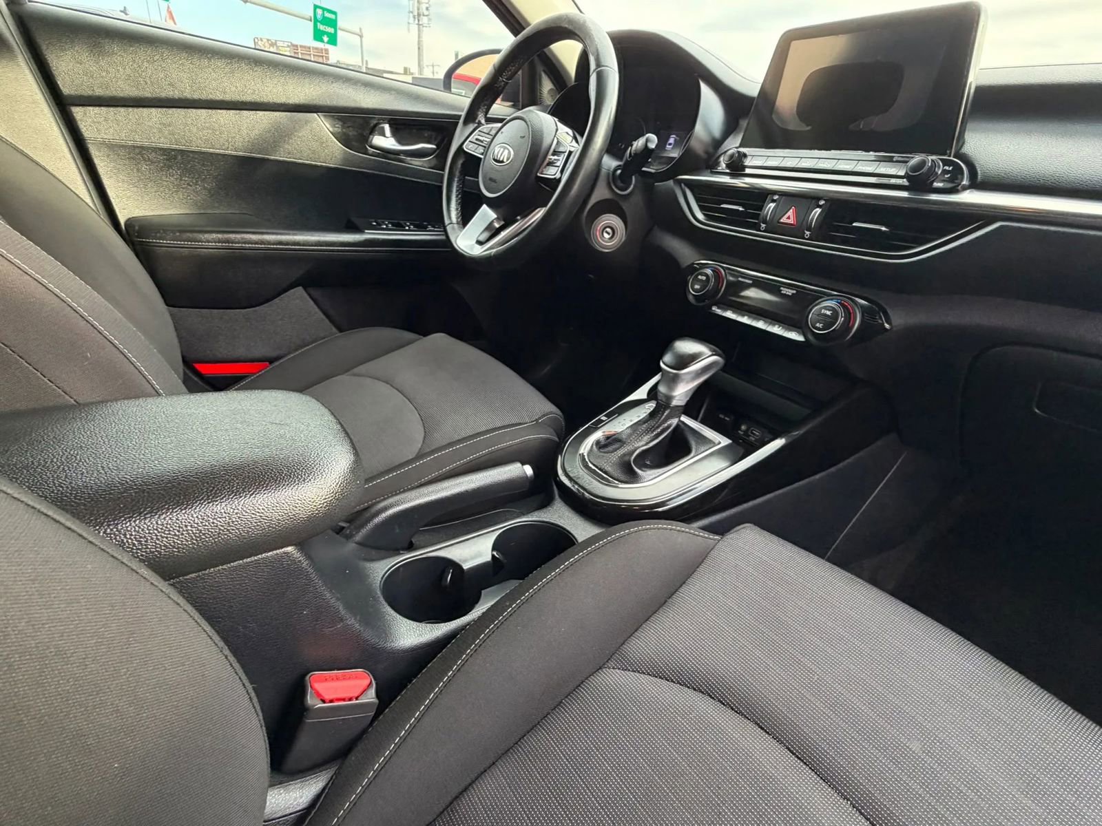 Used 2019 Kia Forte S image 9