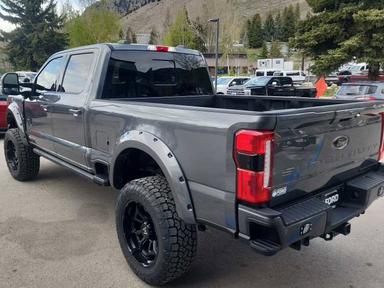New 2026 Ford F250 Lariat w/ Black Appearance Package AWD/4WD image 10