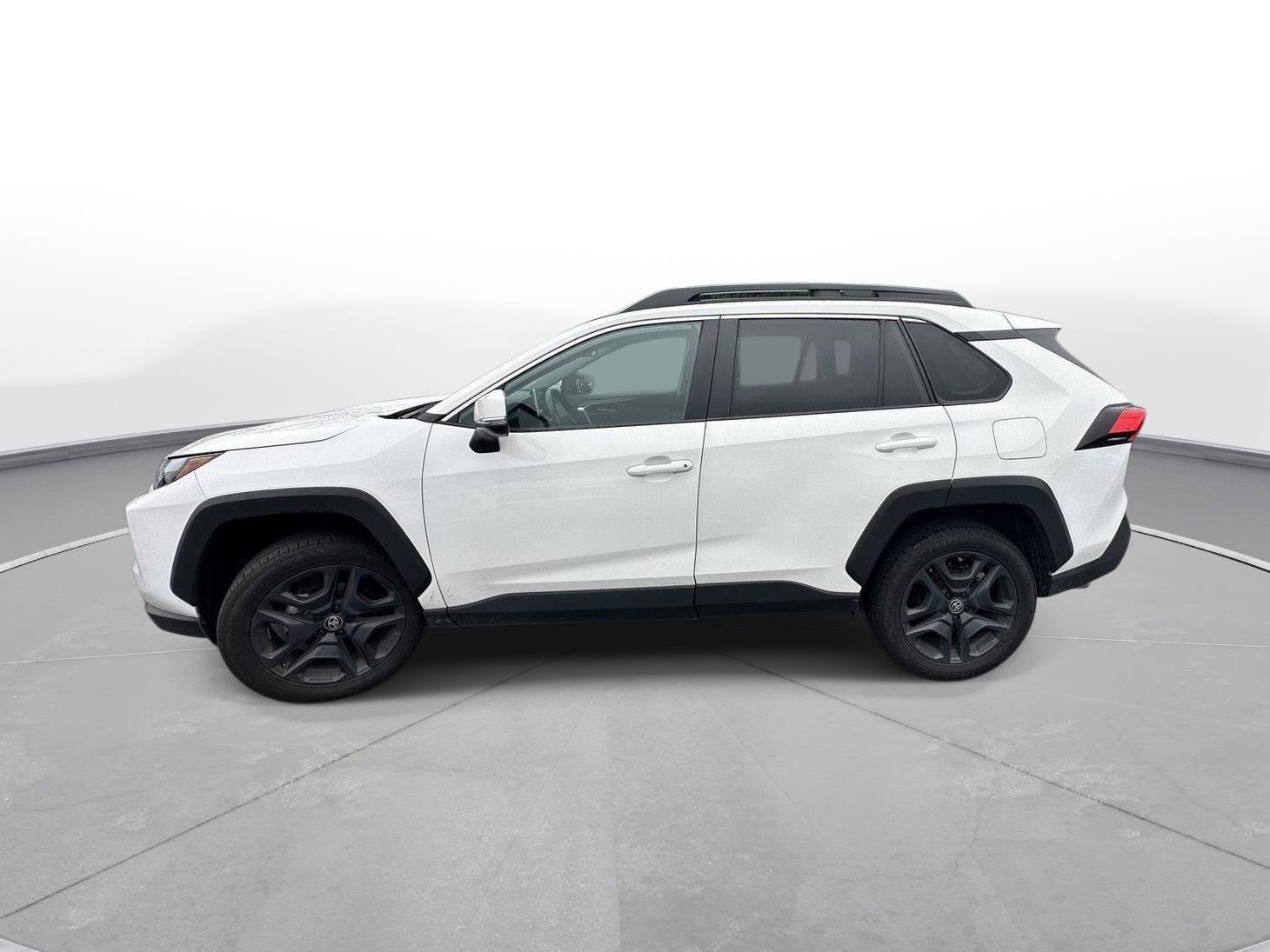 Used 2024 Toyota RAV4 Adventure AWD/4WD image 9