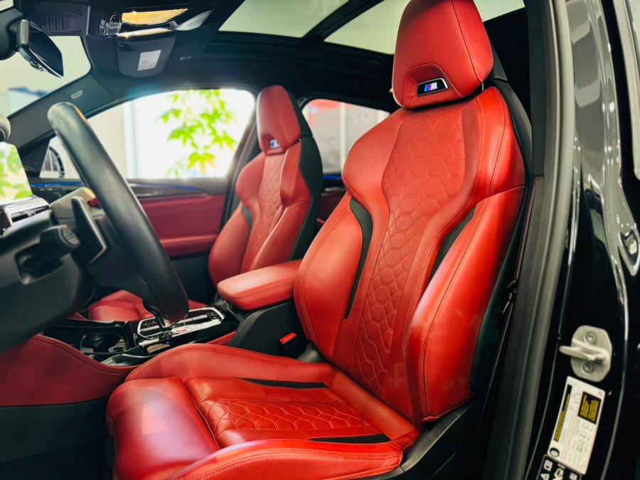 Used 2025 BMW X4 M w/ Competition Package image 15