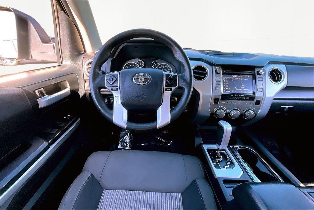 Used 2016 Toyota Tundra SR5 image 8
