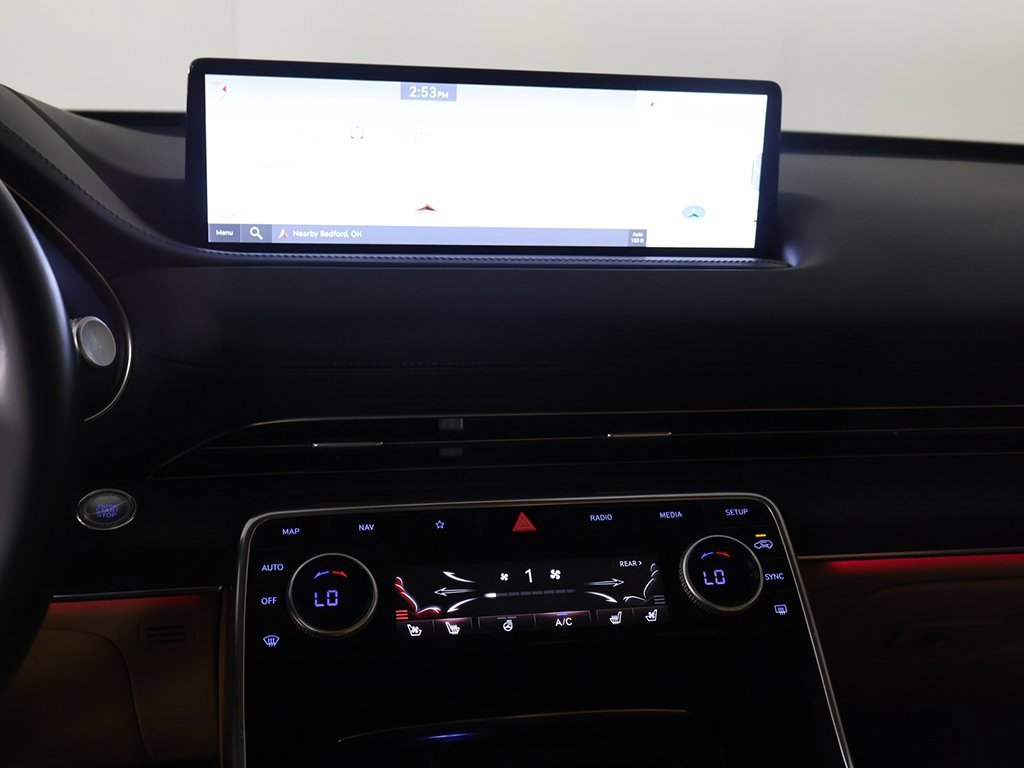 Used 2023 Genesis GV80 2.5T w/ Prestige 20" Package image 45