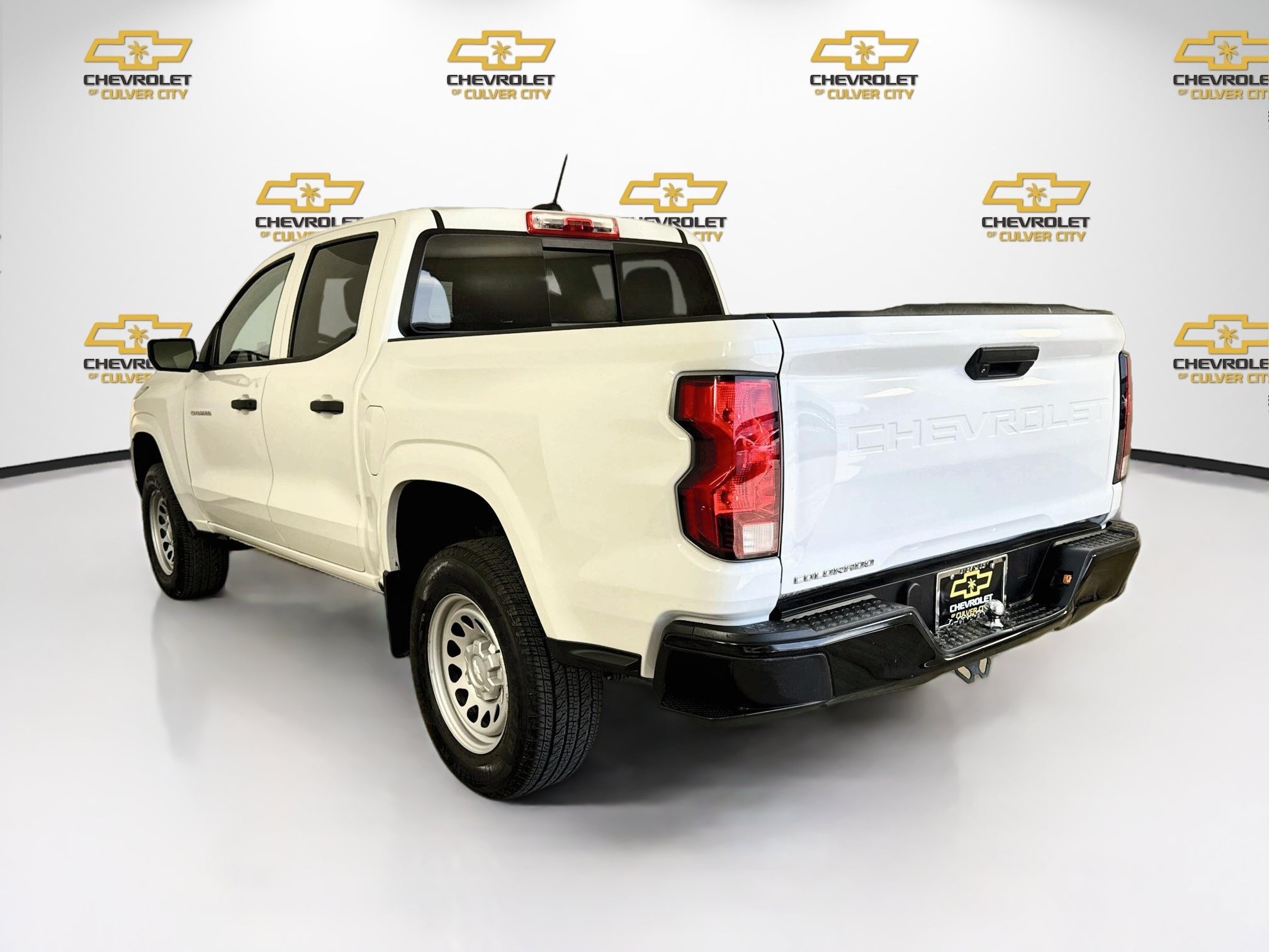 Used 2023 Chevrolet Colorado W/T w/ WT Convenience Package RWD image 6