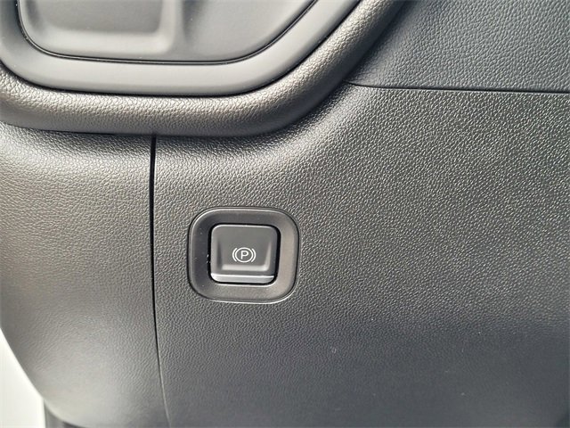 Used 2022 Chevrolet Silverado 1500 Custom image 22