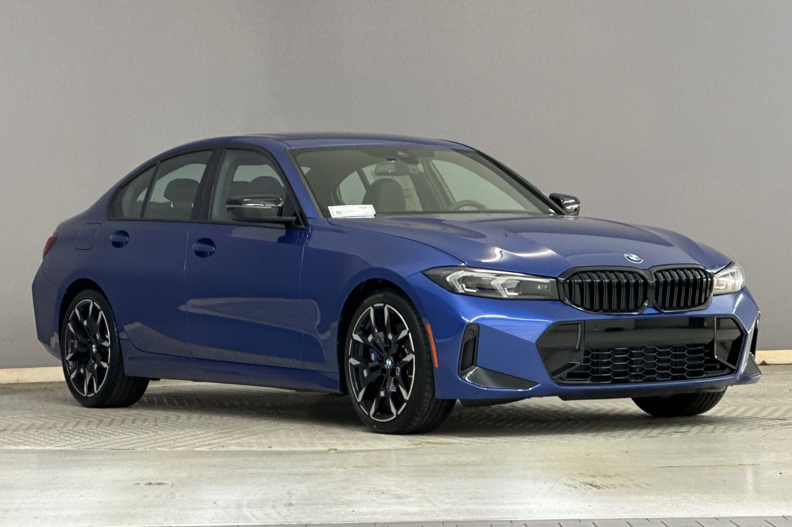 New 2026 BMW 330i Sedan w/ M Sport Package image 6