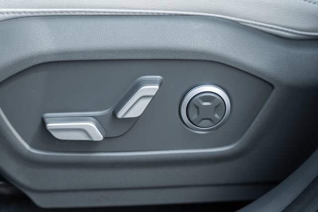 Used 2024 Hyundai Santa Fe Limited FWD image 38