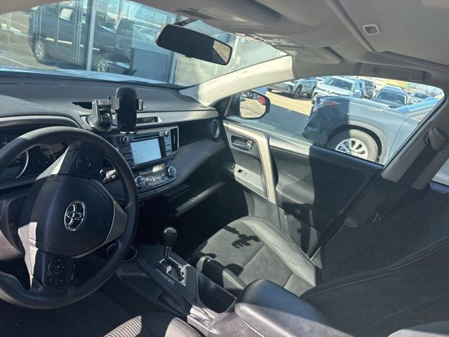 Used 2015 Toyota RAV4 XLE image 12