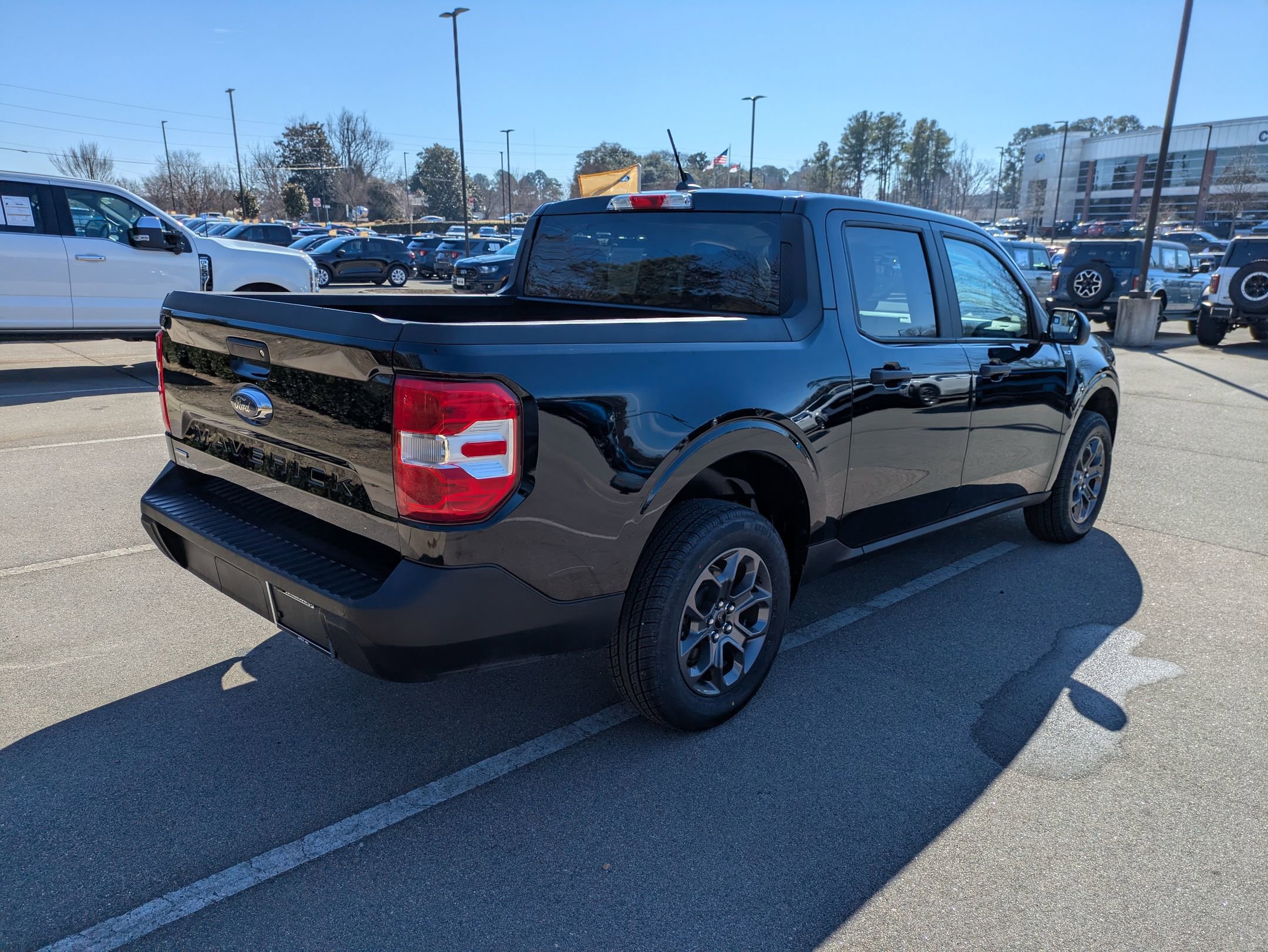 Certified 2024 Ford Maverick XLT image 4