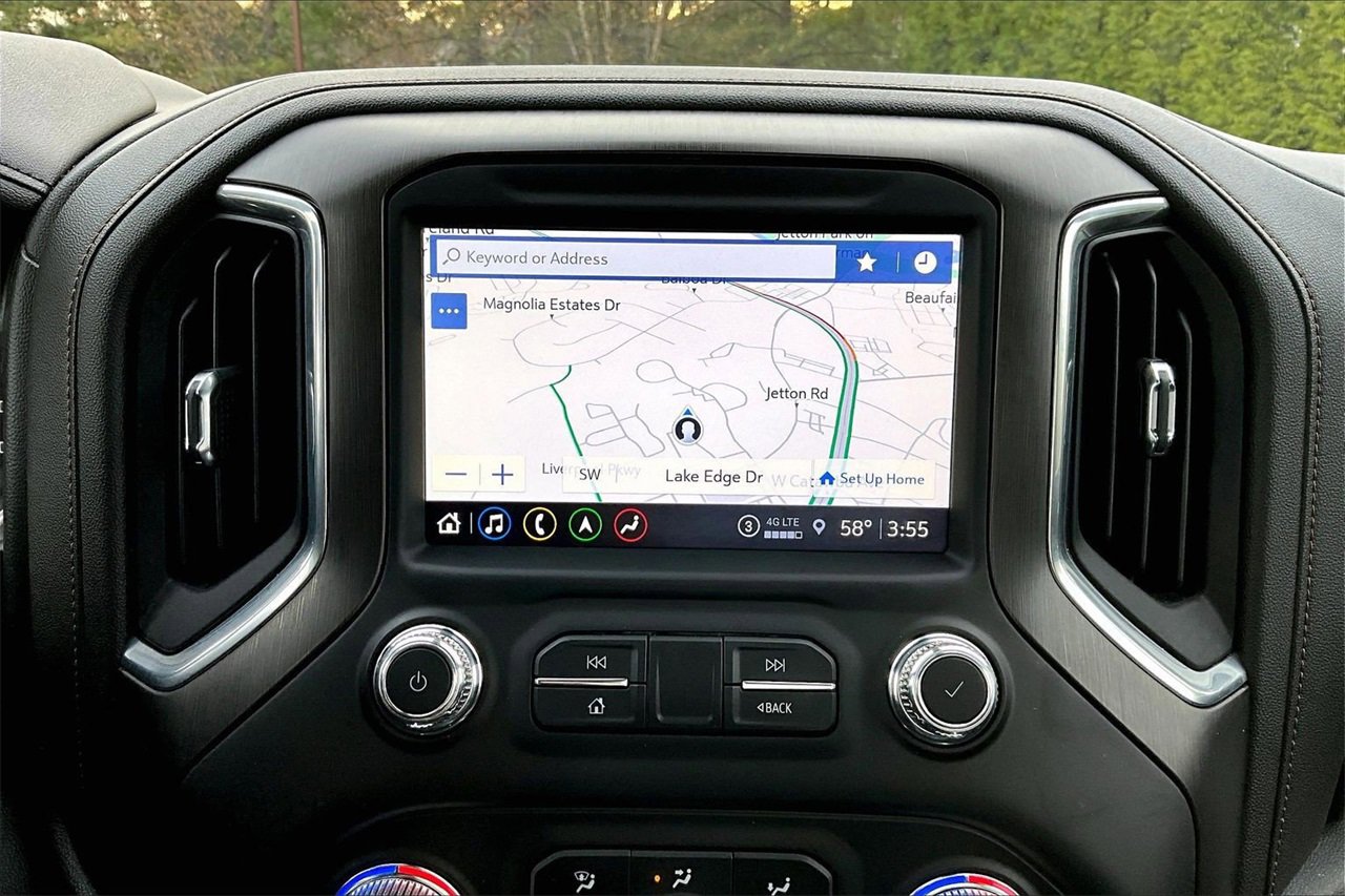 Used 2021 GMC Sierra 1500 AT4 w/ AT4 Premium Package image 12