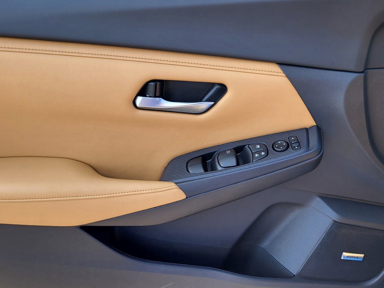 New 2025 Nissan Sentra SV w/ SV Premium Package image 7