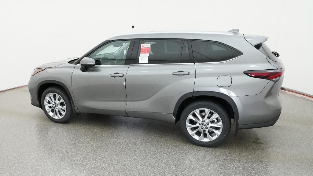 New 2026 Toyota Highlander Limited AWD/4WD image 4