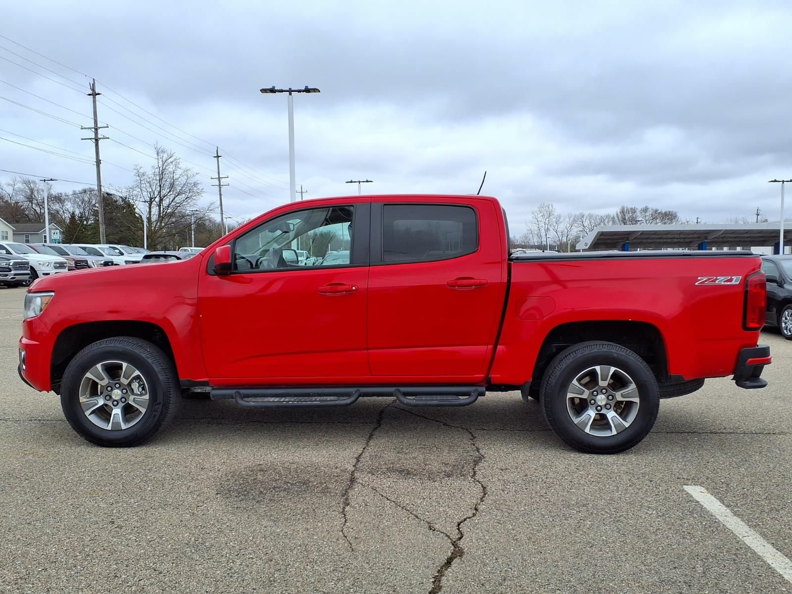 Used 2019 Chevrolet Colorado Z71 AWD/4WD image 8