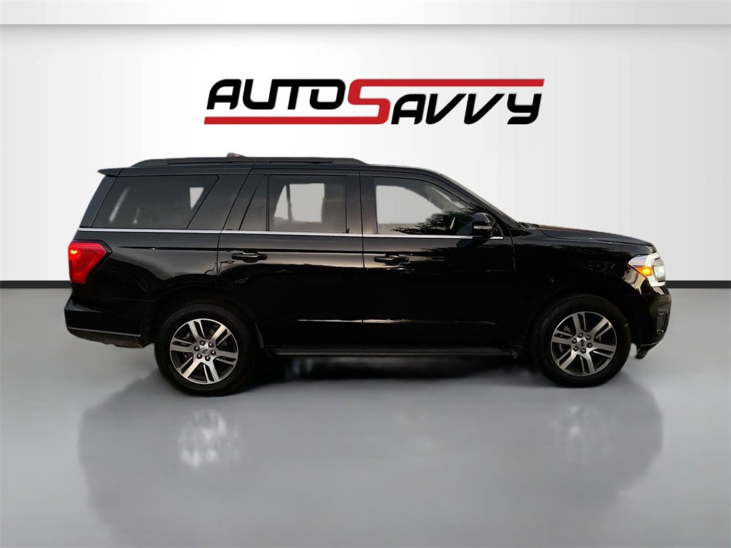 Used 2024 Ford Expedition XLT image 8
