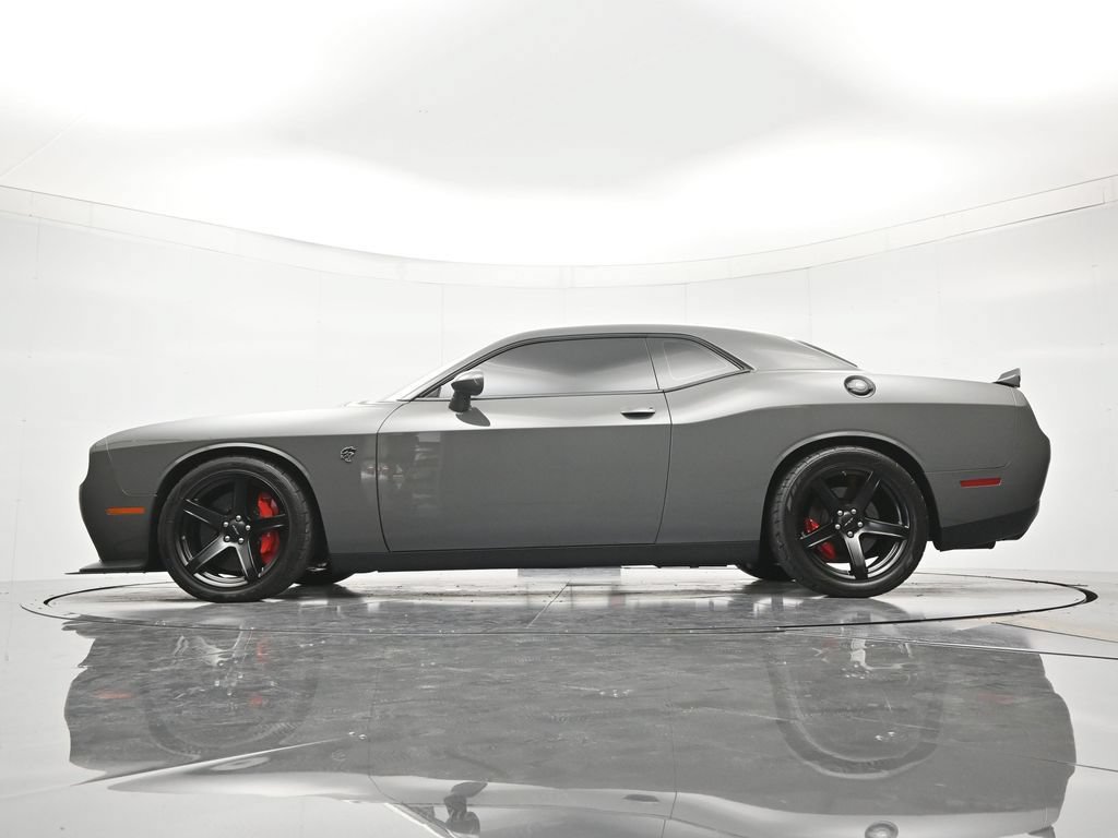 Used 2017 Dodge Challenger SRT Hellcat RWD image 44