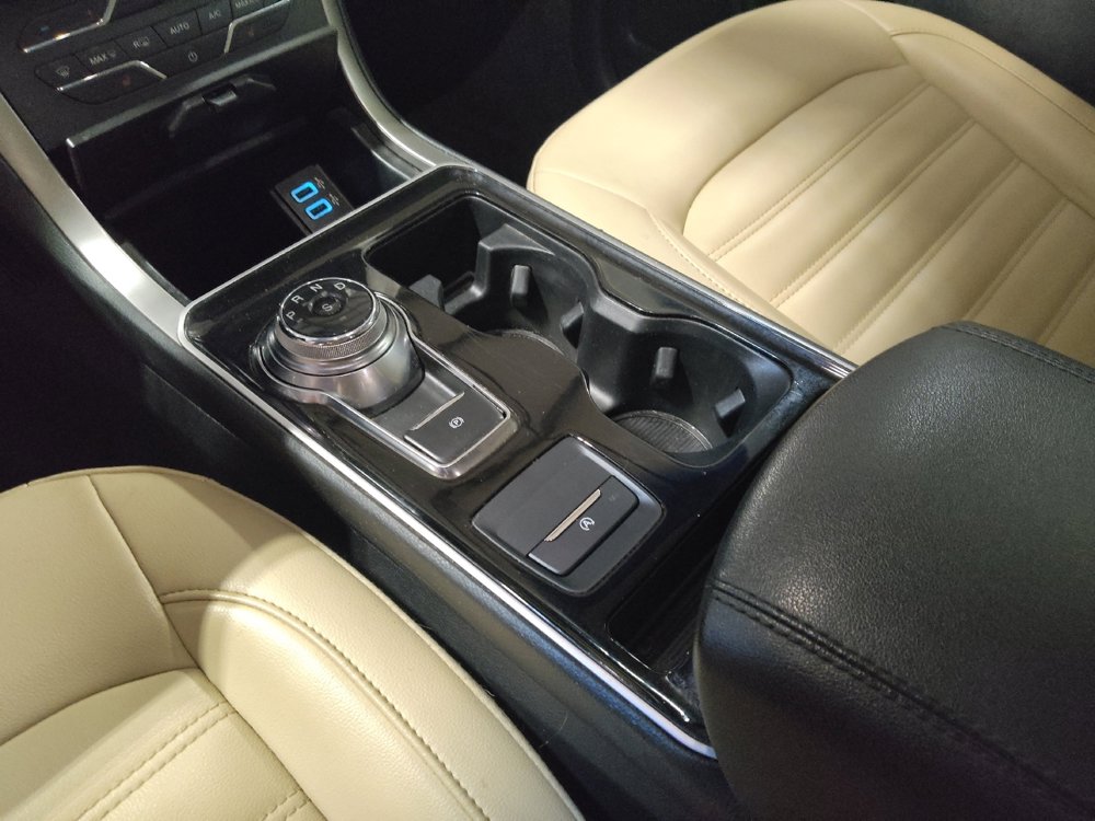 Used 2020 Ford Edge SEL w/ Convenience Package FWD image 26