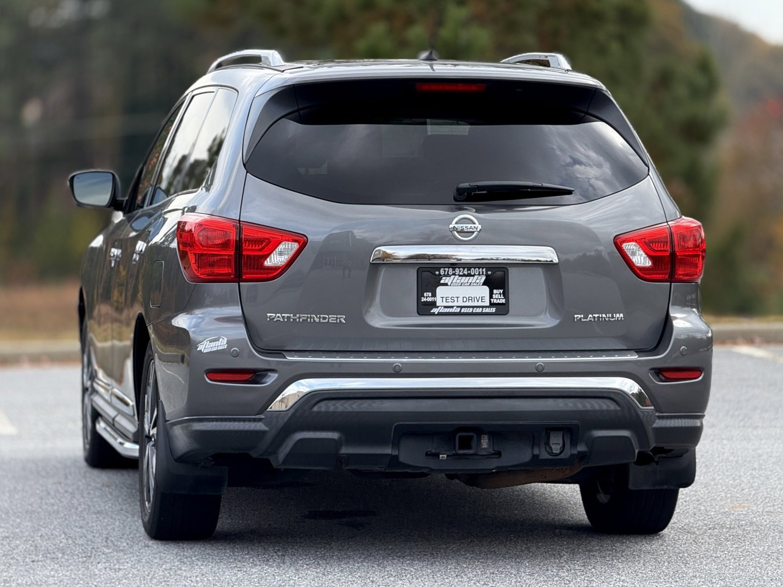 Used 2018 Nissan Pathfinder Platinum image 4