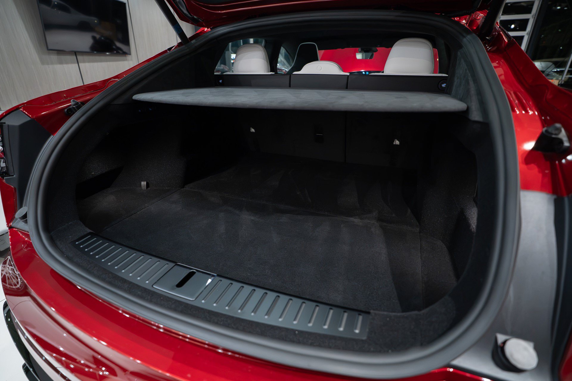 Used 2026 Tesla Model S Plaid AWD/4WD image 58