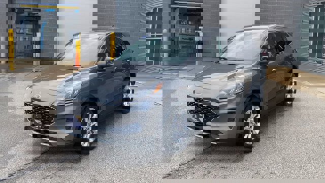 Certified 2022 Ford Escape SE w/ Cold Weather Package image 5
