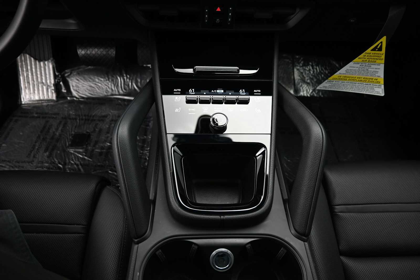 Certified 2026 Porsche Cayenne Coupe AWD/4WD image 14