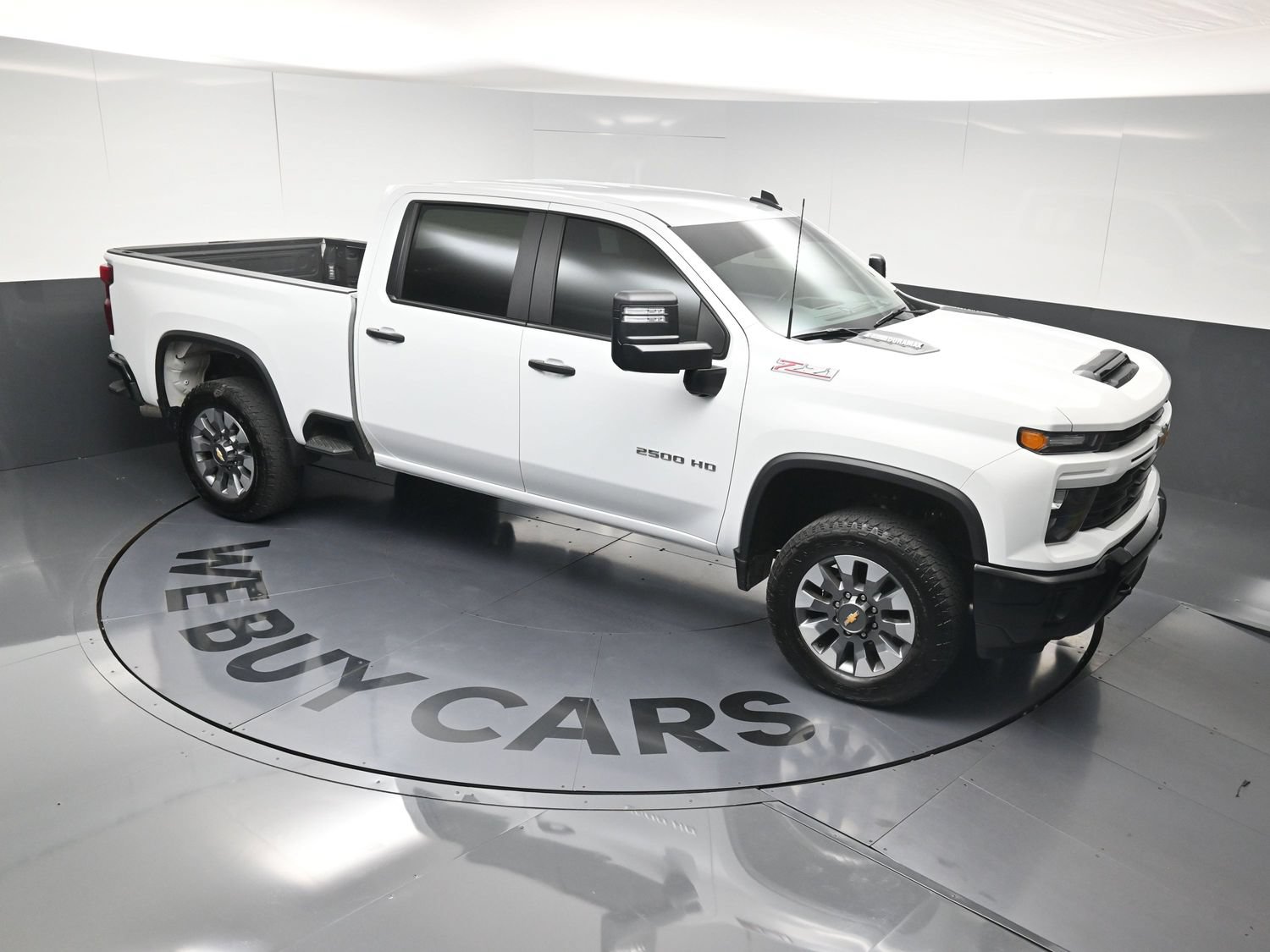 Used 2024 Chevrolet Silverado 2500 Custom w/ Custom Value Package AWD/4WD image 33