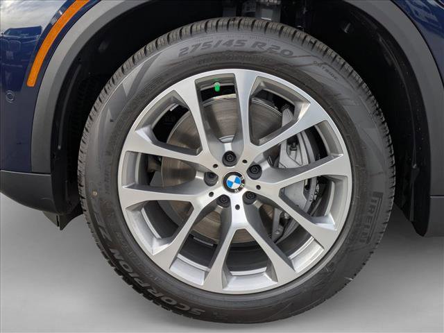 New 2026 BMW X5 xDrive50e w/ Climate Comfort Package image 10