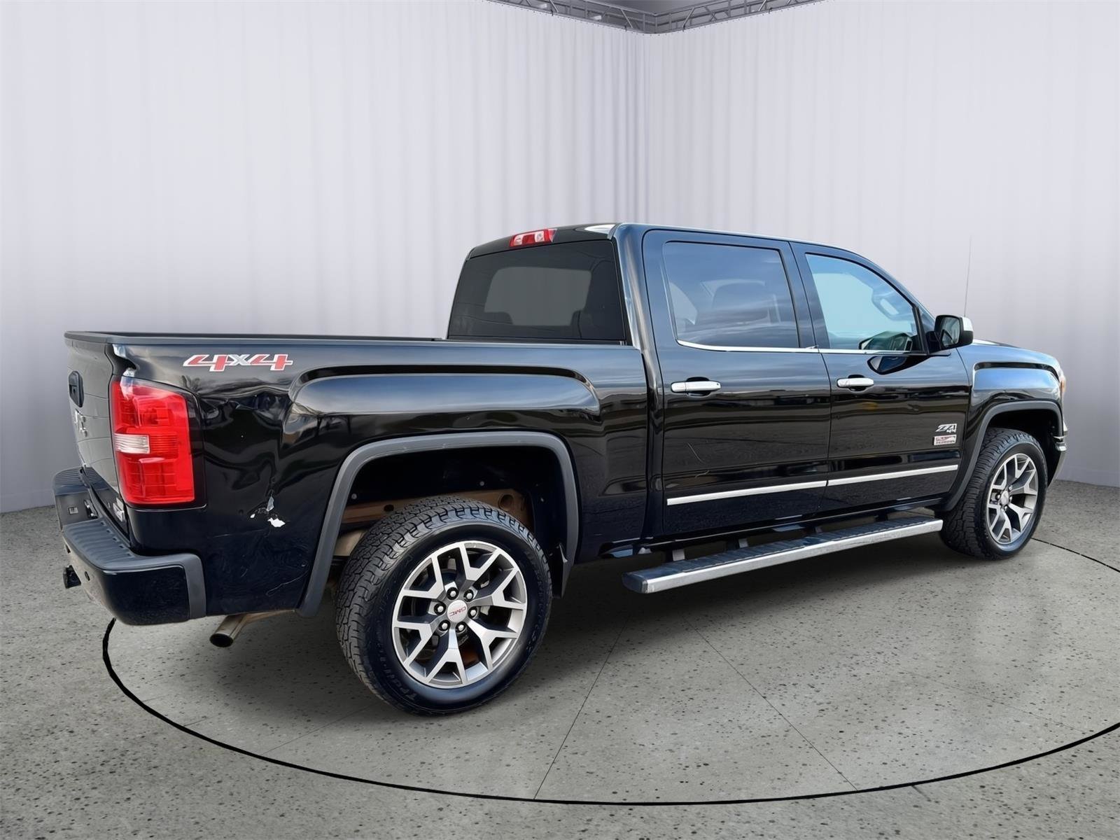 Used 2014 GMC Sierra 1500 SLE w/ All-Terrain Package image 7