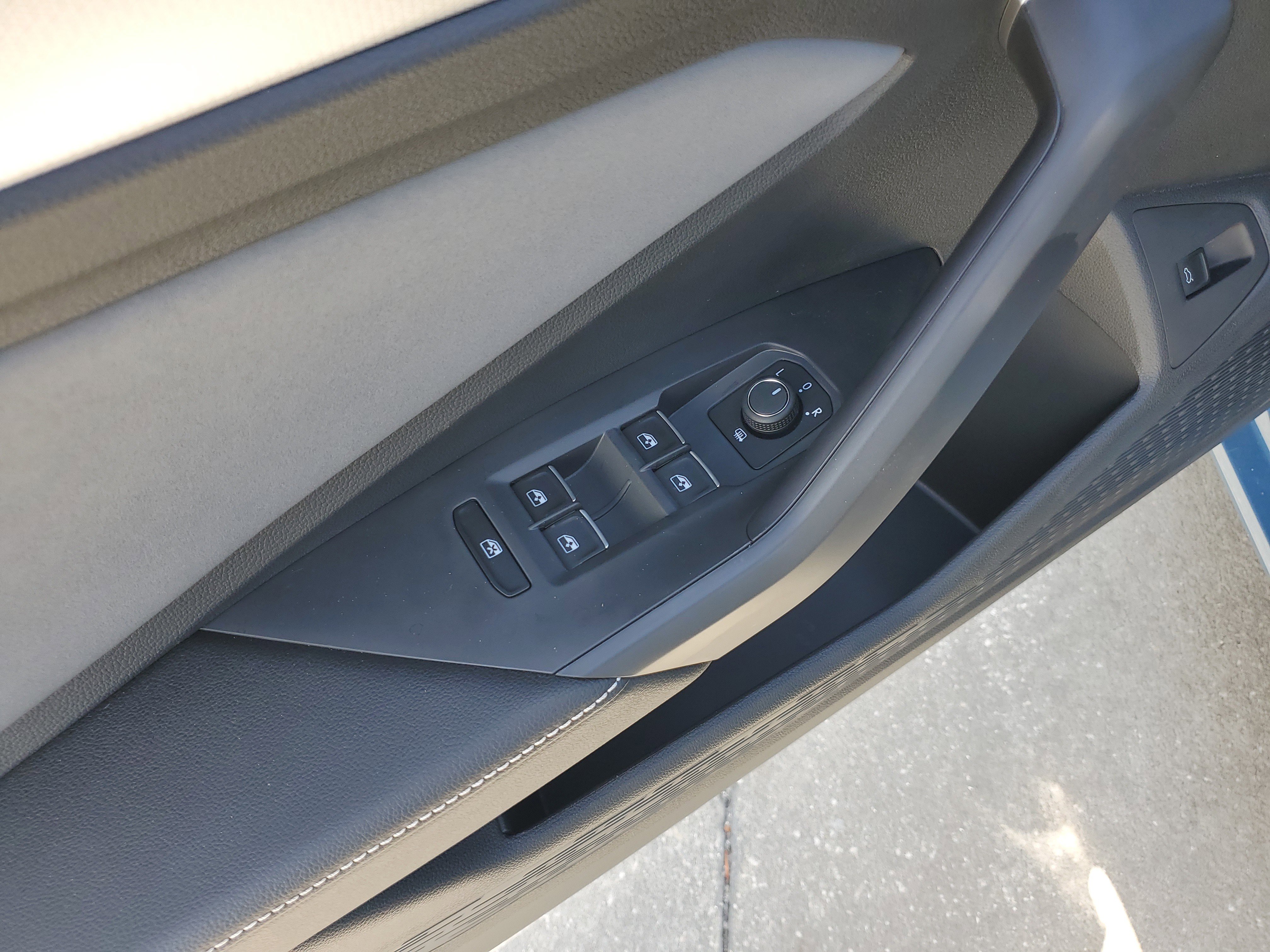 New 2025 Volkswagen Jetta SE image 13