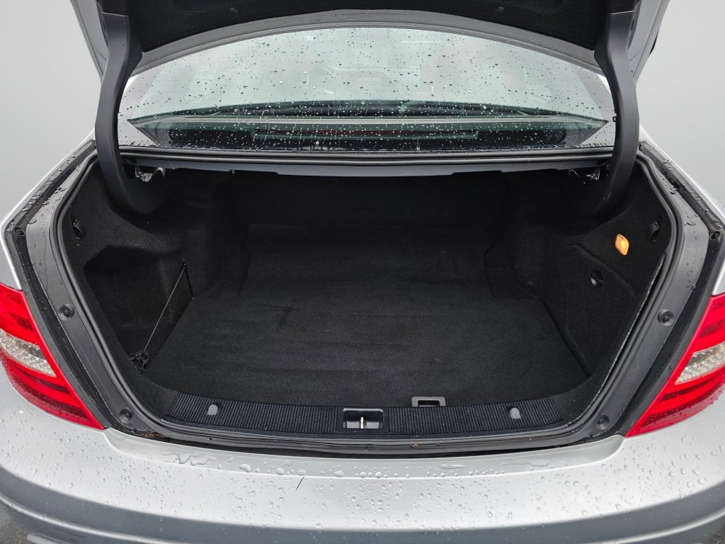 Used 2012 Mercedes-Benz C 300 4MATIC Sedan image 15