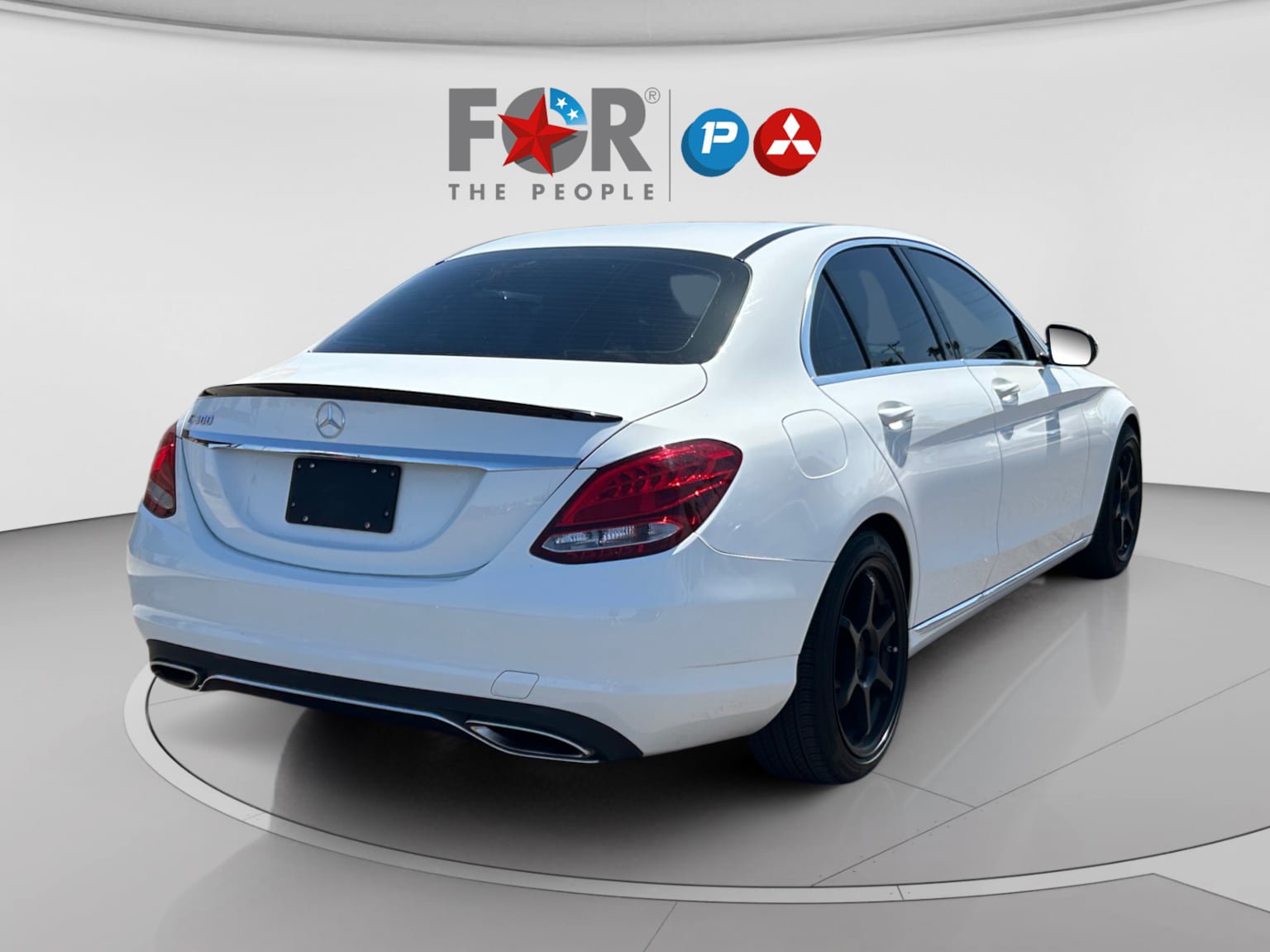 Used 2018 Mercedes-Benz C 300 Sedan image 5
