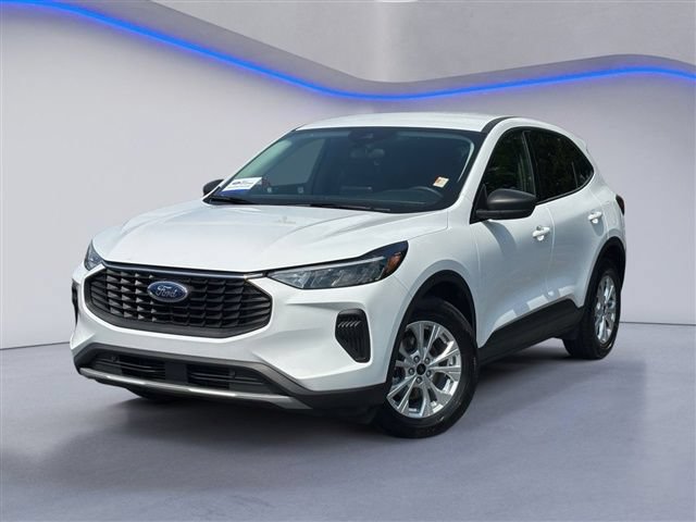 Certified 2025 Ford Escape Active FWD image 2
