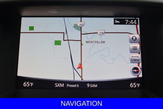 Used 2017 Nissan Pathfinder Platinum w/ Family Entertainment Package image 6