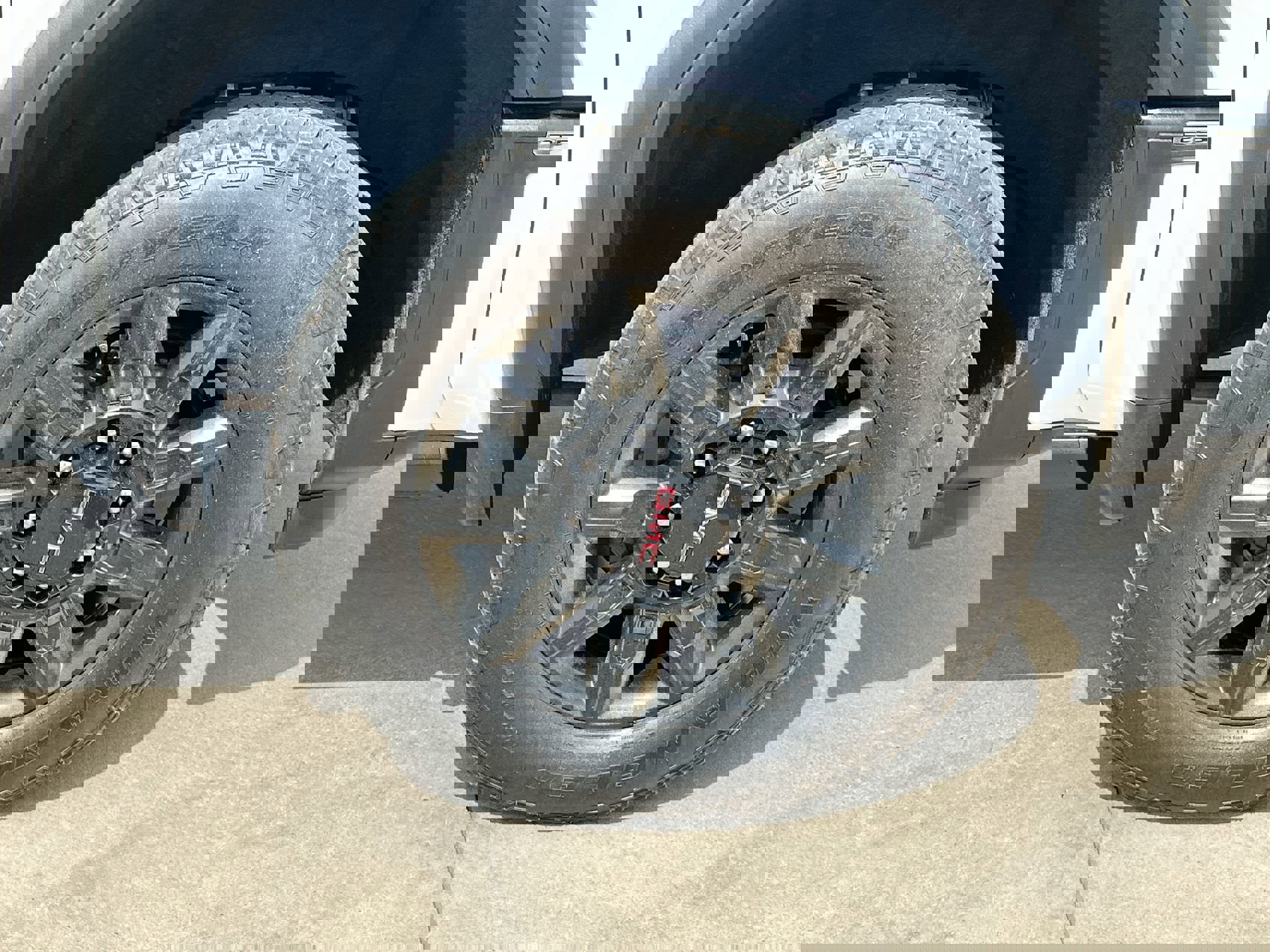 Used 2024 GMC Sierra 2500 AT4 w/ AT4 Premium Plus Package image 10